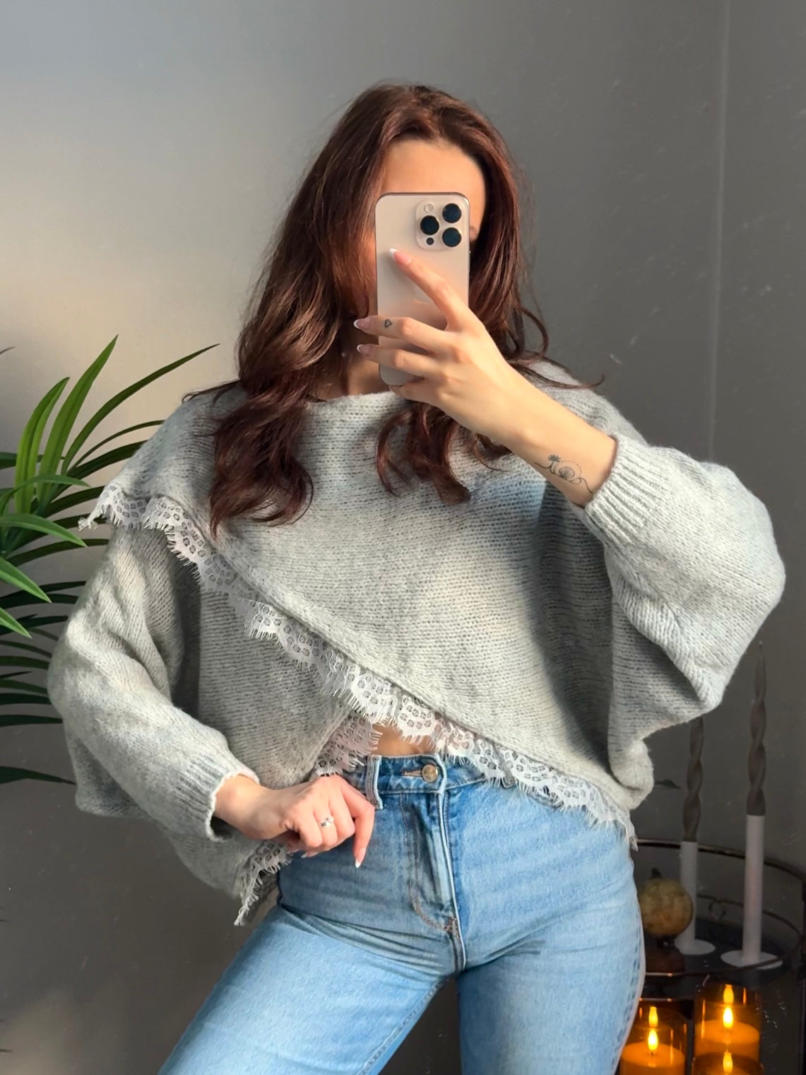 Spitzen Pullover „Lynn“